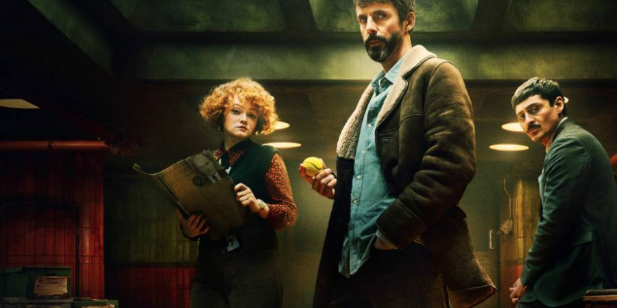 Dept. Q o como Declan (Leap Year) se pasa del rosa al negro.