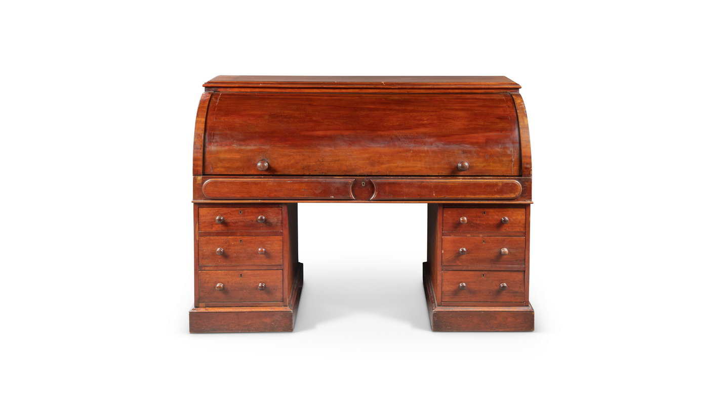 imagen 3 de Christie’s subasta el escritorio de Tolkien.