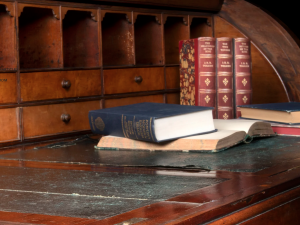 Christie’s subasta el escritorio de Tolkien.