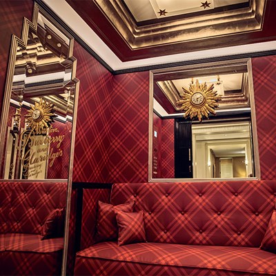 imagen 4 de Que nunca nos falte el árbol de Navidad el hotel Claridge’s.