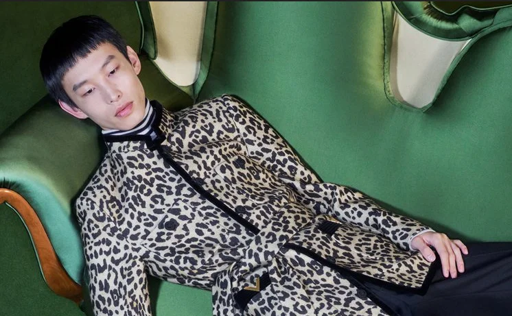 imagen 5 de Valentino, hombre y la colección Cruise.