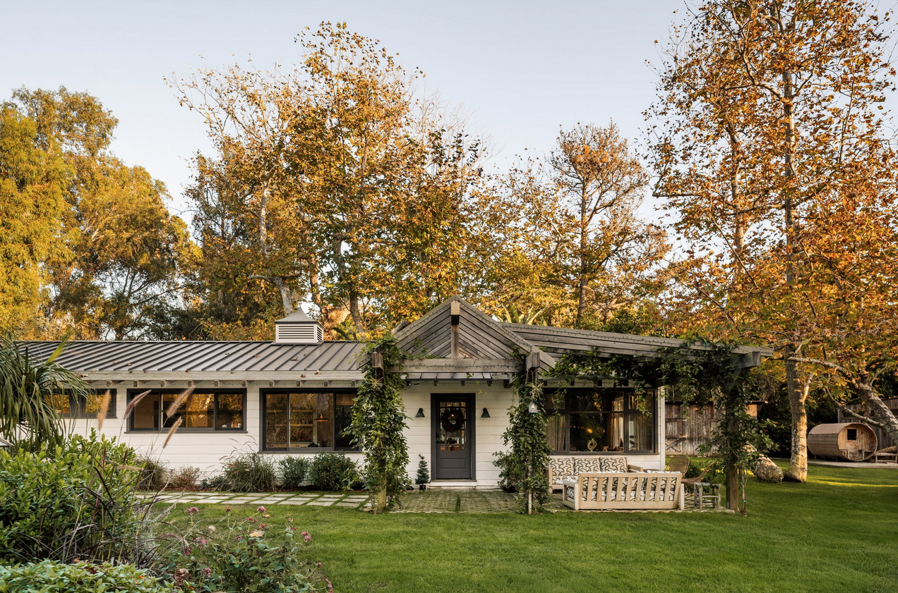 imagen 1 de Se vende Cranberry Ranch, la que fuera la casa de Reese Witherspoon en Malibú.