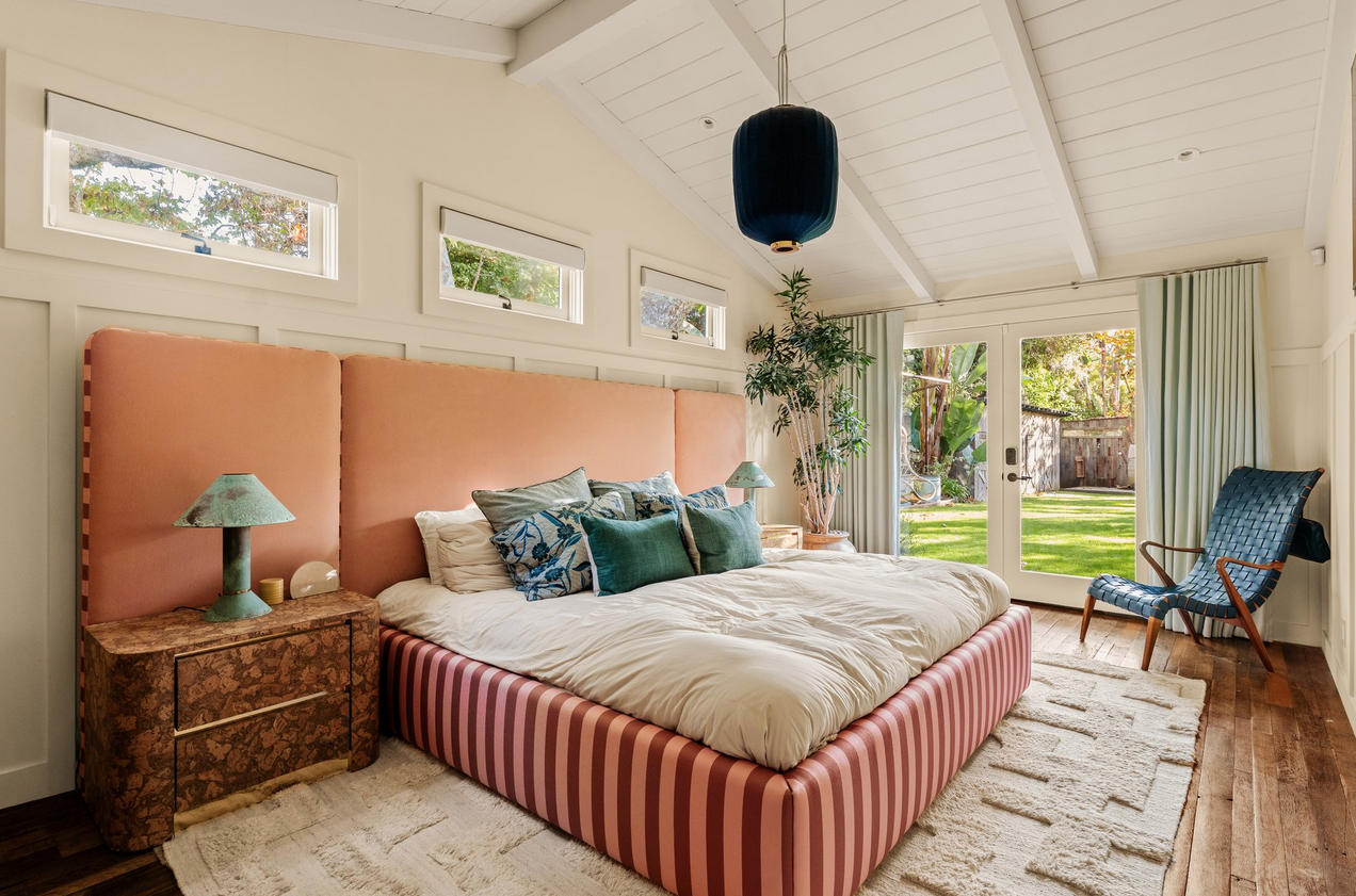 imagen 3 de Se vende Cranberry Ranch, la que fuera la casa de Reese Witherspoon en Malibú.